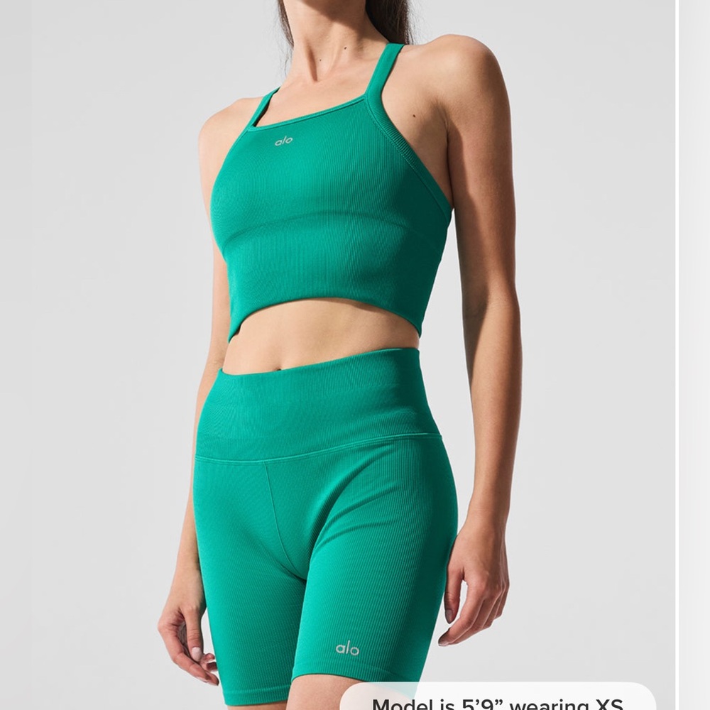 ALO Yoga Women's Green Ribbed Crop Top and shorts /set